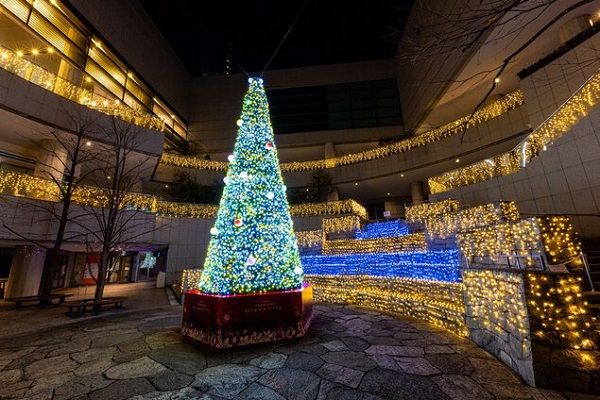 Tokyo Opera City Winter Illumination(トウキョウ オペラ シティ ウインター イルミネーション)2022