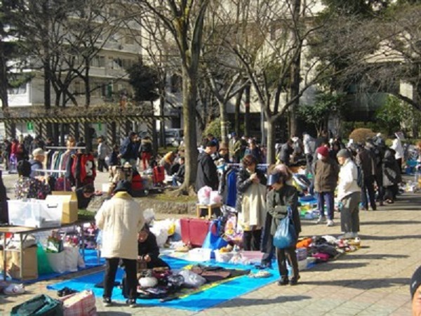 赤羽公園フリーマーケット 東京無料23